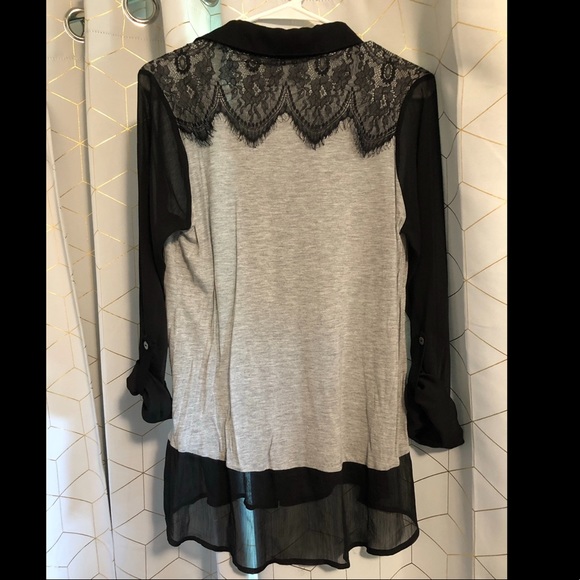 Jolt collared shirt with lace detailing on back. - Picture 2 of 9